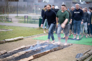 teambuilding Vuurlopen